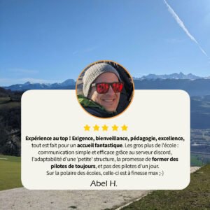 Passé par l'école pour le Brevet de Pilote. Expérience au top ! Exigence, bienveillance, pédagogie, excellence, tout est fait pour un accueil fantastique. Les gros plus de l'école : communication simple et efficace grâce au serveur discord, l'adaptabilité d'une 'petite' structure (changement de site, navette, composition des groupes), la promesse de former des pilotes de toujours, et pas des pilotes d'un jour. Sur la polaire des écoles, celle ci est à finesse max ;-)